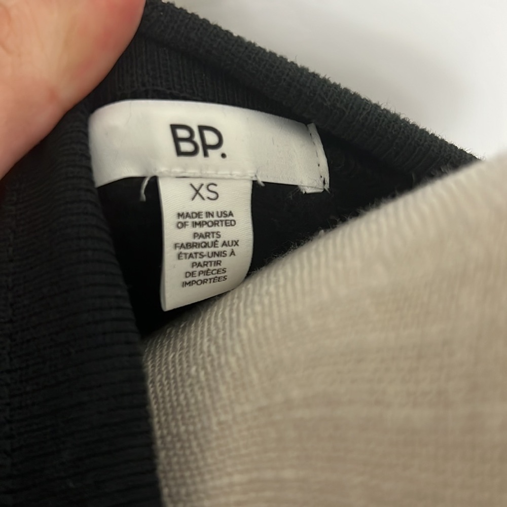 BP Sweatshirt - Picture 4 of 5